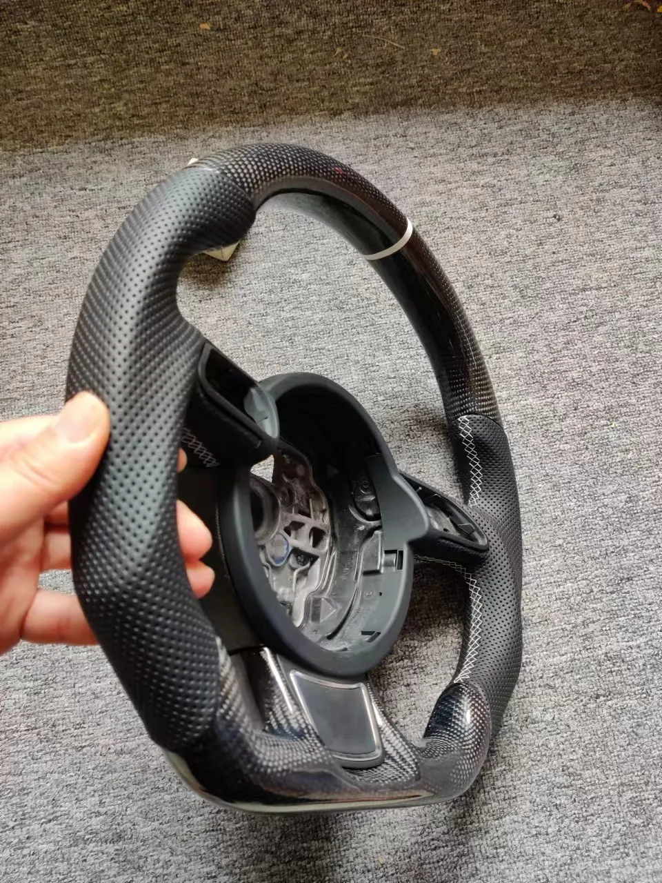 Custom Matte Carbon Steering Wheel for Audi A6 C7 A7 C7 S6 S7 RS6 RS7 | Yeedercar - detail