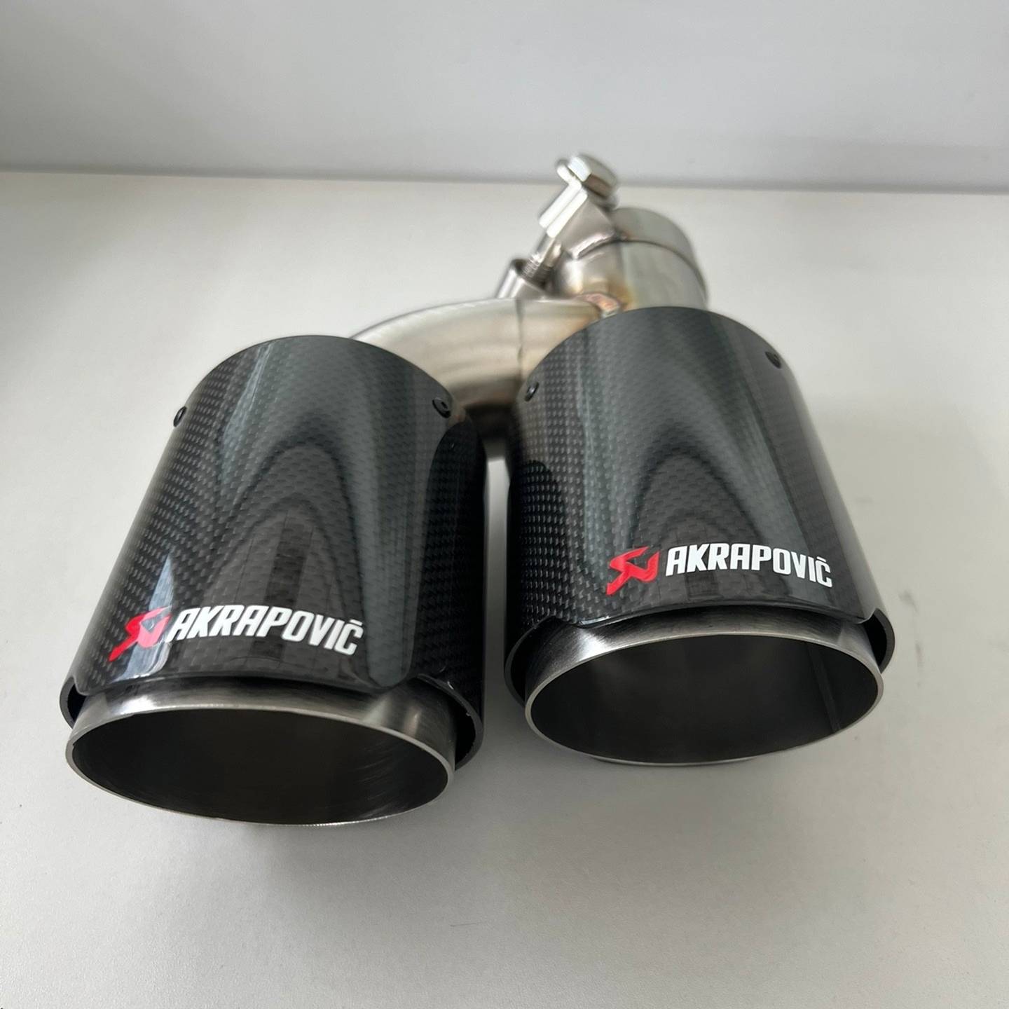 f879020955c9193ad47feebd86468191.jpg Real Carbon Fiber Exhaust Tip Nozzle for Audi A4 B9 A5 B9 A6 C8 A7 C8 S4 S5 S6 S7 | Yeedercar