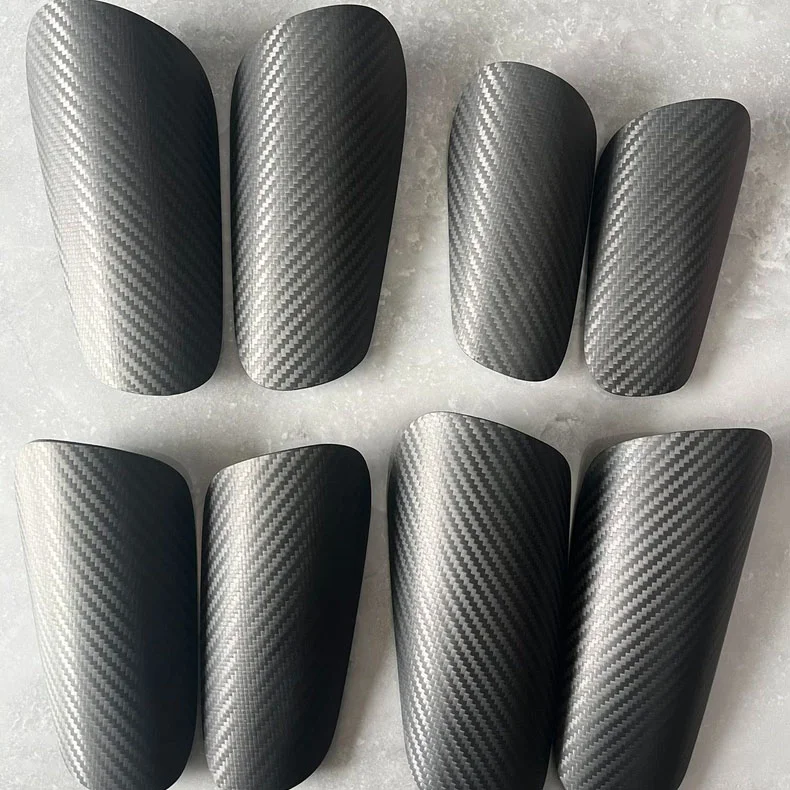 Yeedercar Carbon Fiber Shin Guards - Ultra-Light Soccer & Ski Protectors (S-XL) - detail