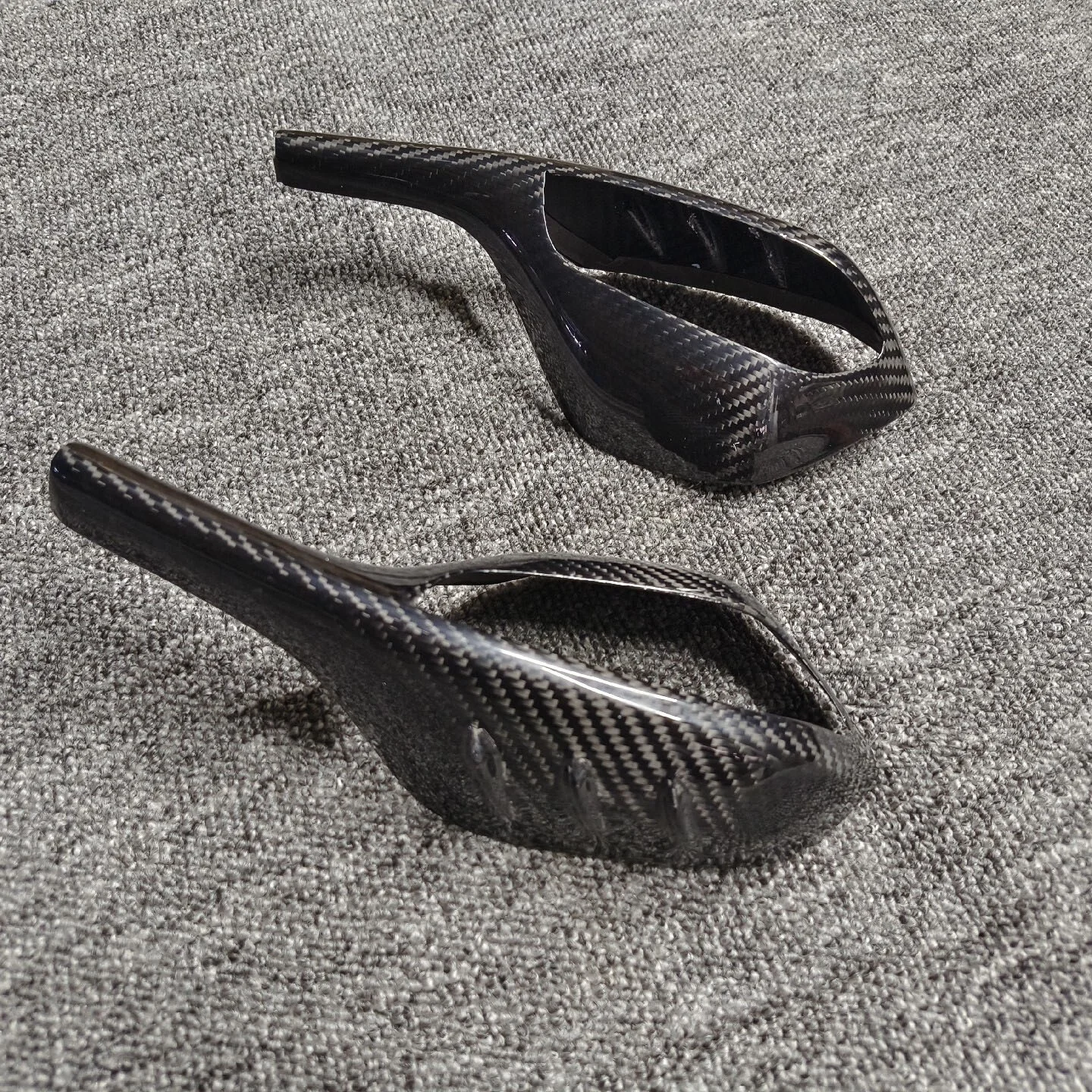 BMW S1000RR carbon mirror cover fitment