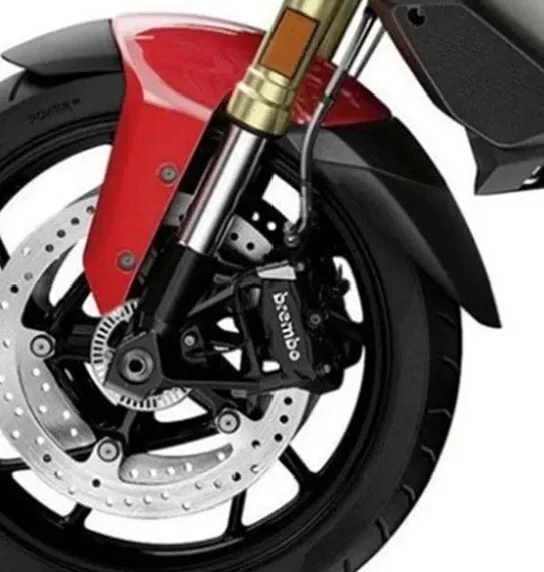 BMW F900R fender extender fitment view