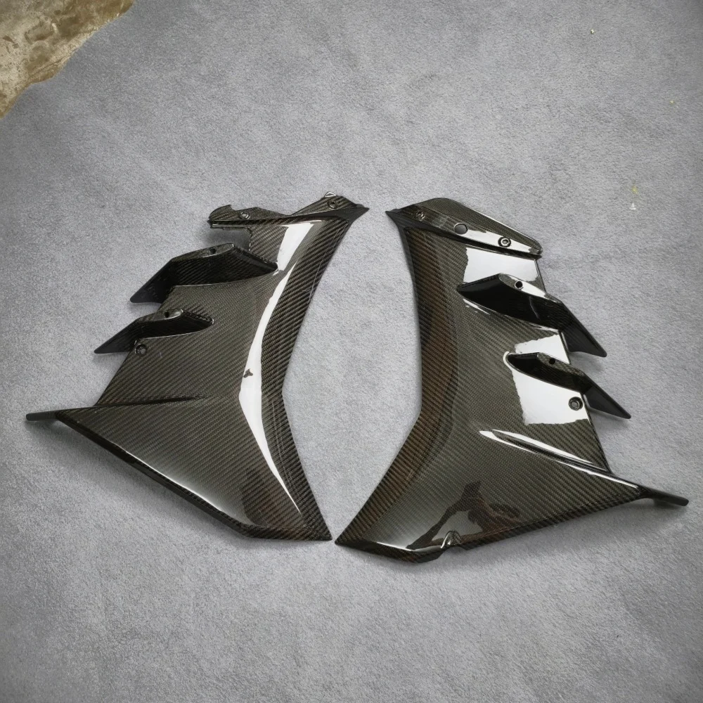 Custom Carbon Fiber Part for Aprilia Custom detail 1