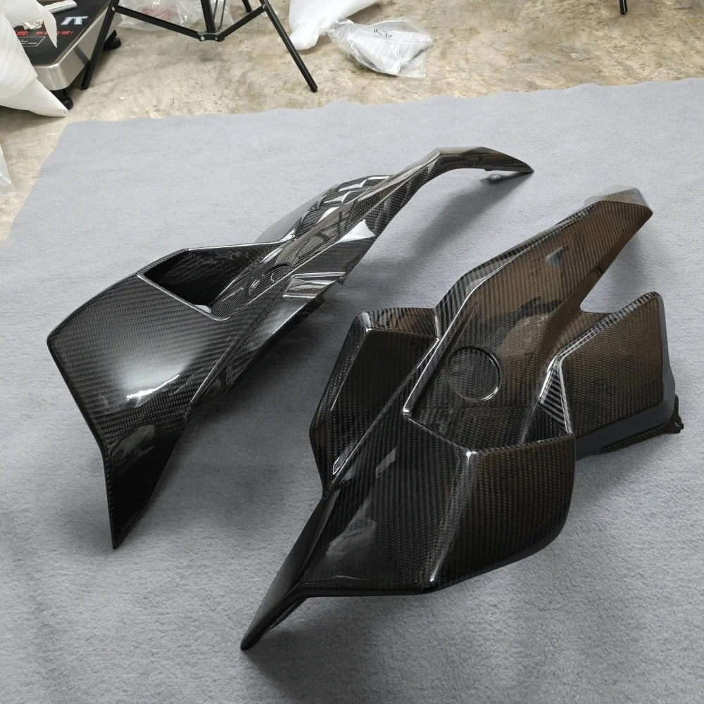 Custom Carbon Fiber Part for BMW s1000rr (2025) detail 2