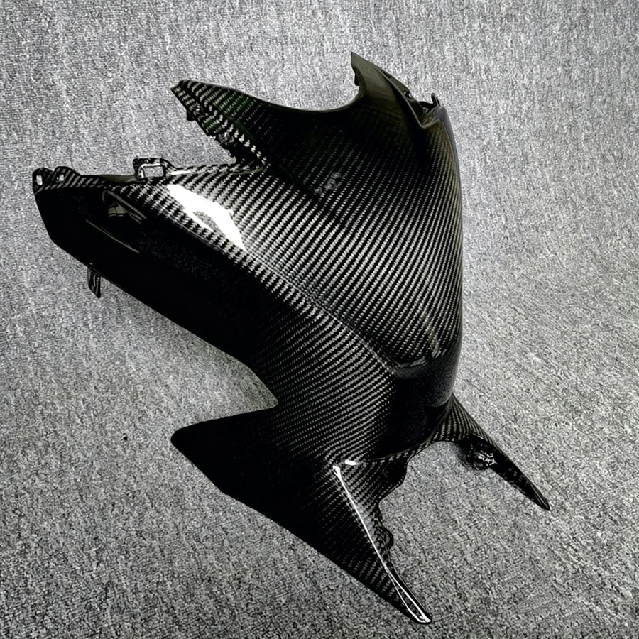 Honda CBR1000RR carbon rear tank cover side view
