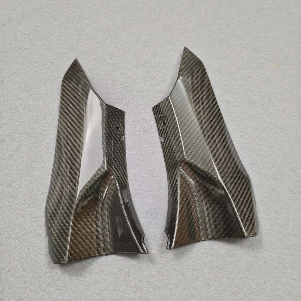 Carbon Fiber Bodywork for Triumph 660 detail 3