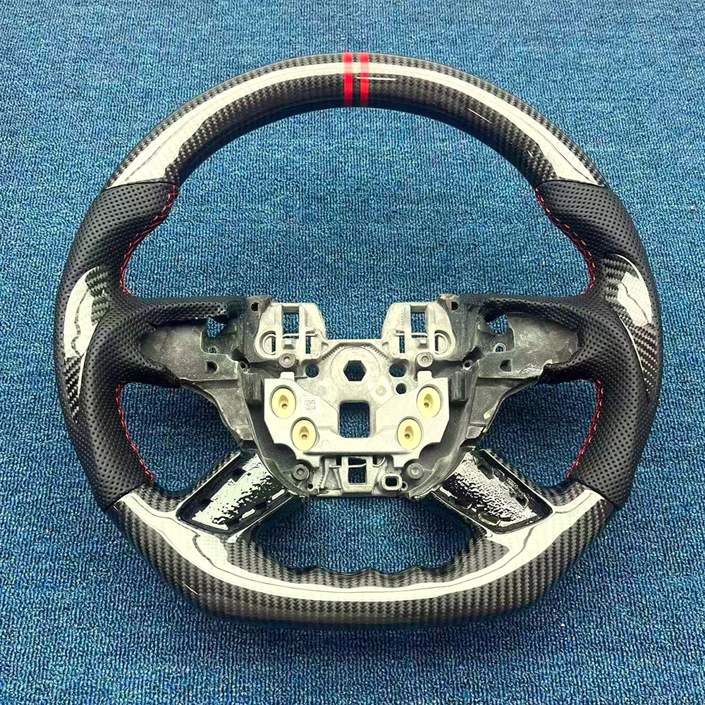 Carbon Fiber Steering Wheel for Ford Focus / Kuga (Old Model) detail 2