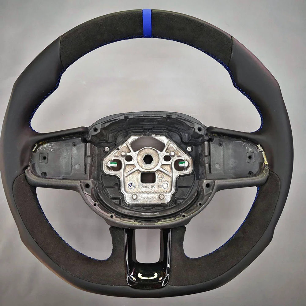 Custom Carbon Fiber & Leather Steering Wheel for Volvo XC60 / XC90 / S90 / S60 detail 1