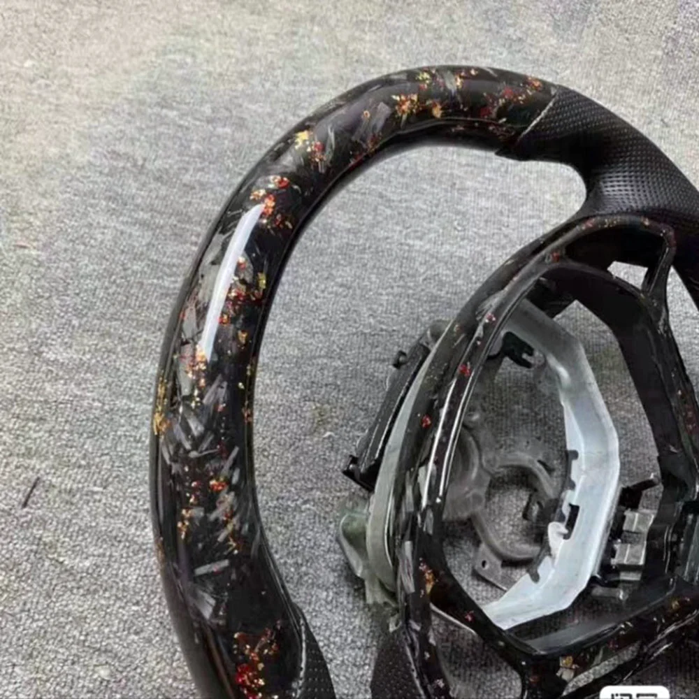 Forged Carbon Fiber Steering Wheel for Infiniti G25 / G37 detail 2