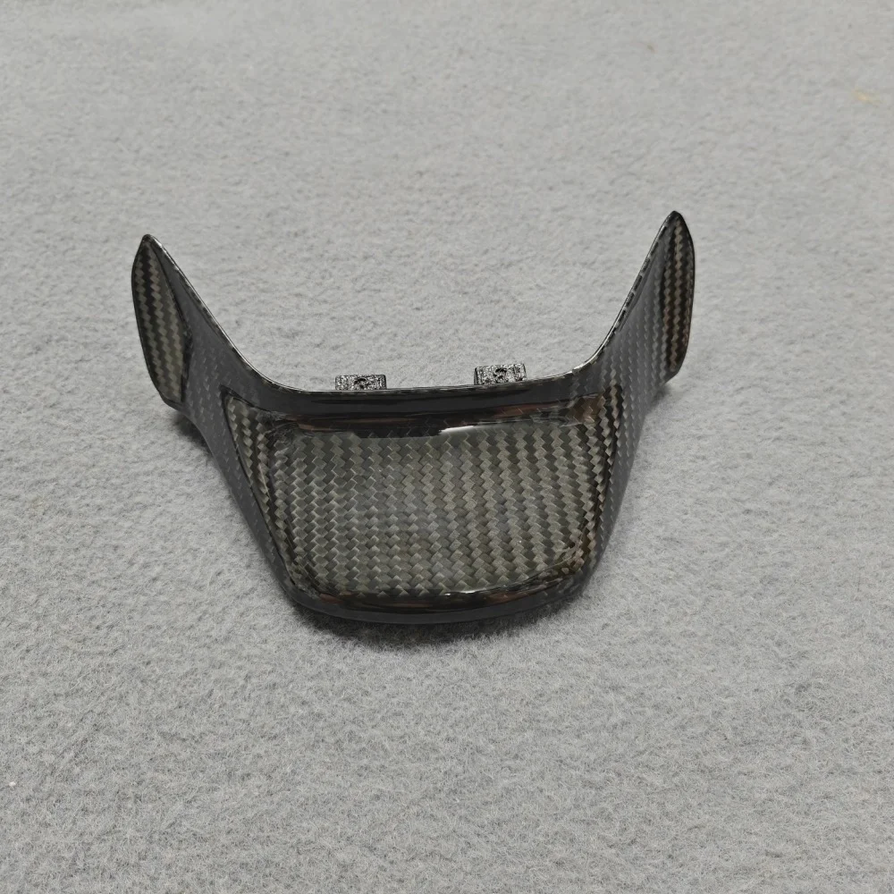 Carbon Fiber Bodywork for Kawasaki Z900 (2025) detail 1