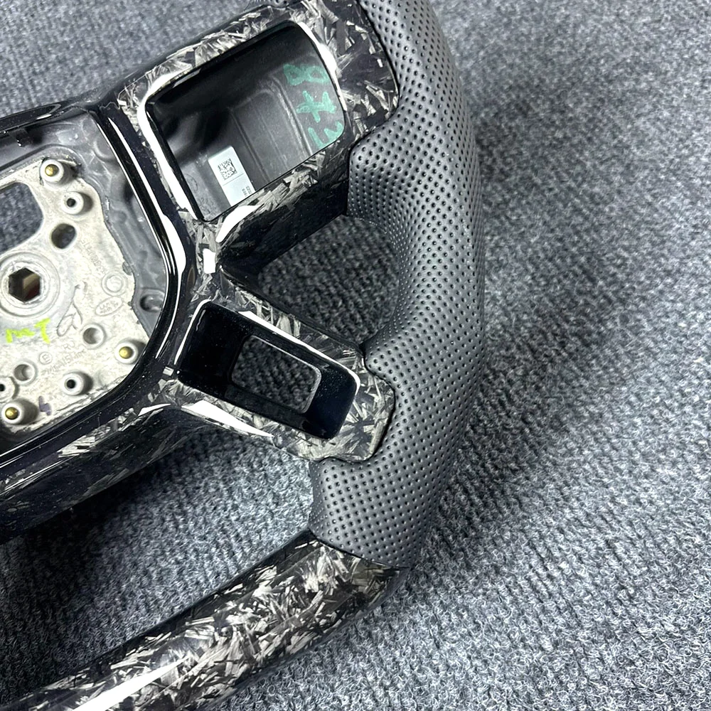 Forged Carbon Fiber Steering Wheel for Land Rover Defender / Discovery