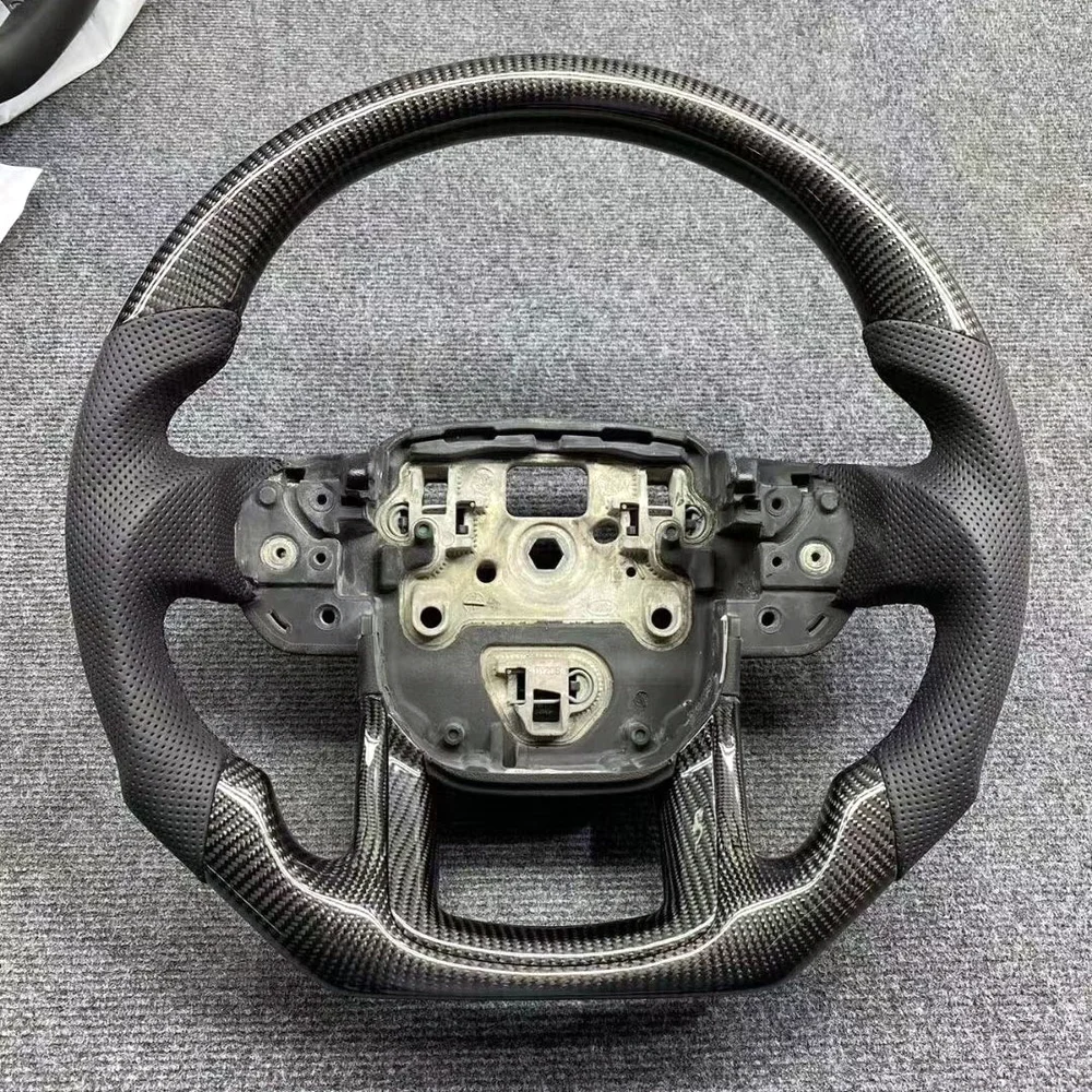 Carbon Fiber Steering Wheel for Land Rover Discovery 5 (2017-2020)