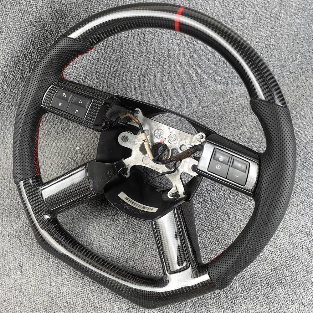 Carbon Fiber Steering Wheel for Chrysler 300C detail 2