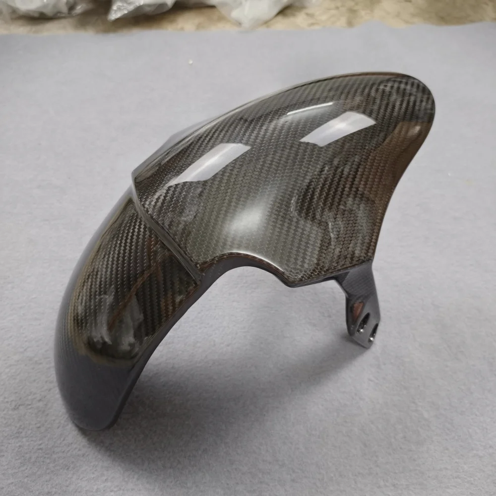 Carbon Fiber Bodywork for Triumph 660 detail 2