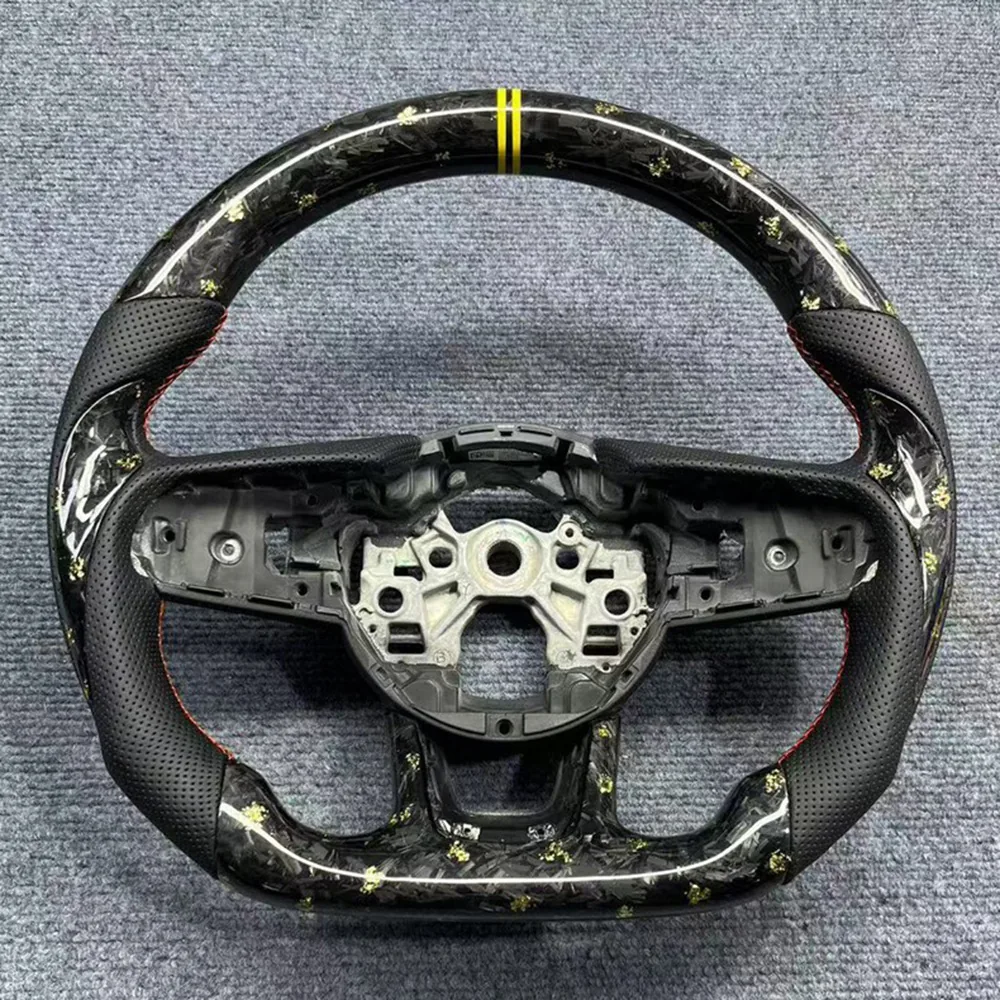 Carbon Fiber Steering Wheel for Lynk & Co 03 (2023) detail 1