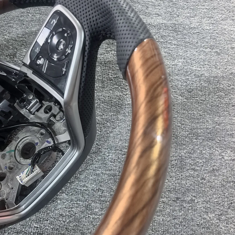 Walnut Wood Steering Wheel for Honda CR-V detail 1