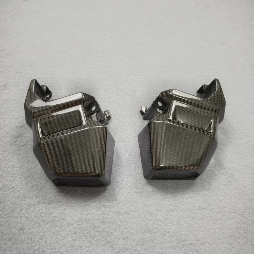 Custom Carbon Fiber Part for Honda DACB1000RRR (2020) detail 2