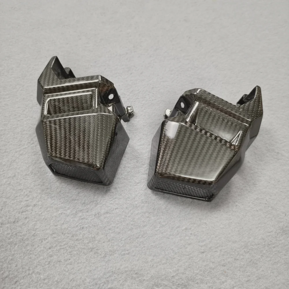 Custom Carbon Fiber Part for Honda DACB1000RRR (2020) detail 4