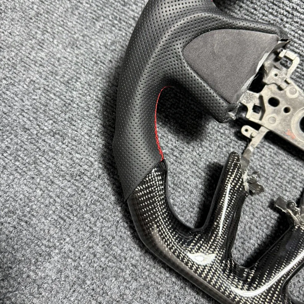 Custom Carbon Fiber Steering Wheel for Honda Fit (GK5) / Civic detail 2