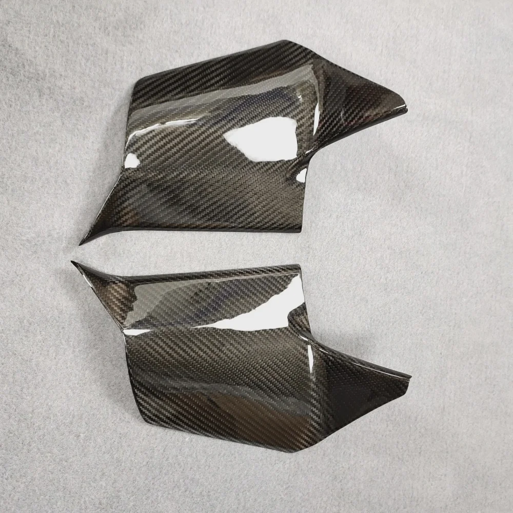 Custom Carbon Fiber Part for Yamaha 300 detail 3