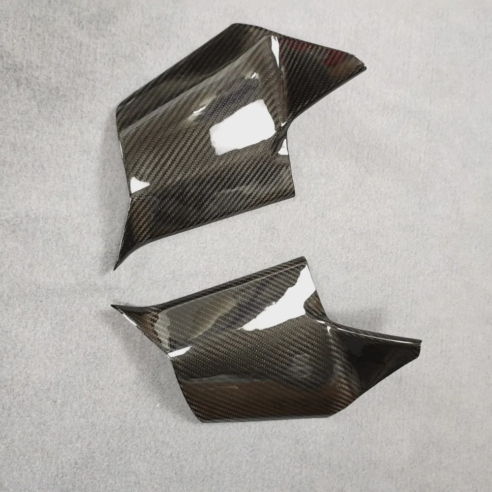 Custom Carbon Fiber Part for Yamaha 300 detail 4