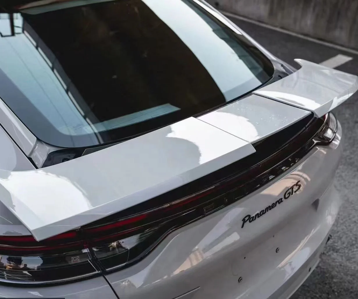 Yeedercar Electric Three-Section Active Rear Spoiler for Porsche Panamera - detail