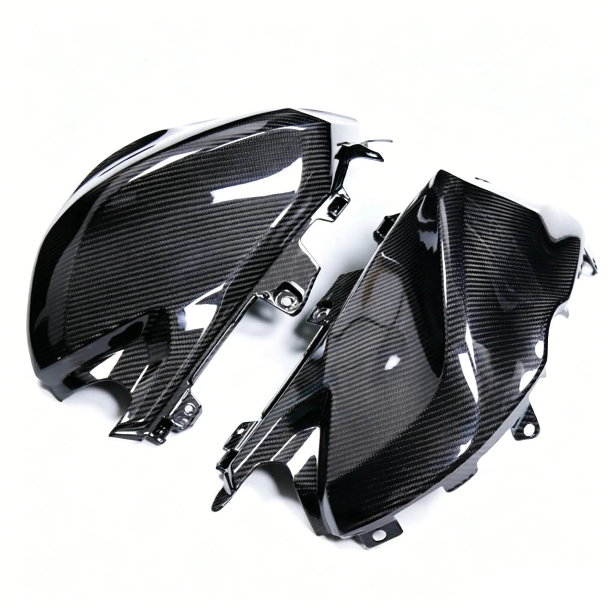 Motorcycle 2024+ Triumph Daytona 660 Carbon Fiber Tank Cover Protection Panels - detail