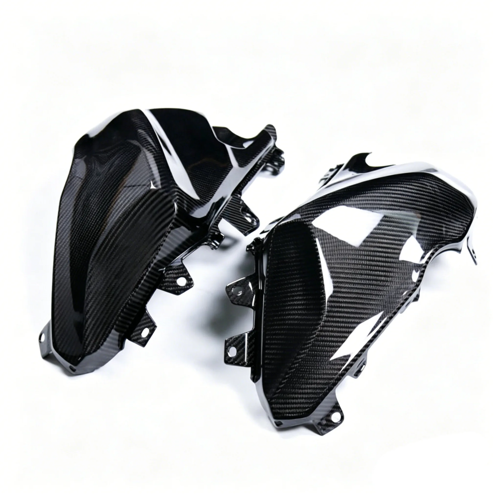 Motorcycle 2024+ Triumph Daytona 660 Carbon Fiber Tank Cover Protection Panels - detail