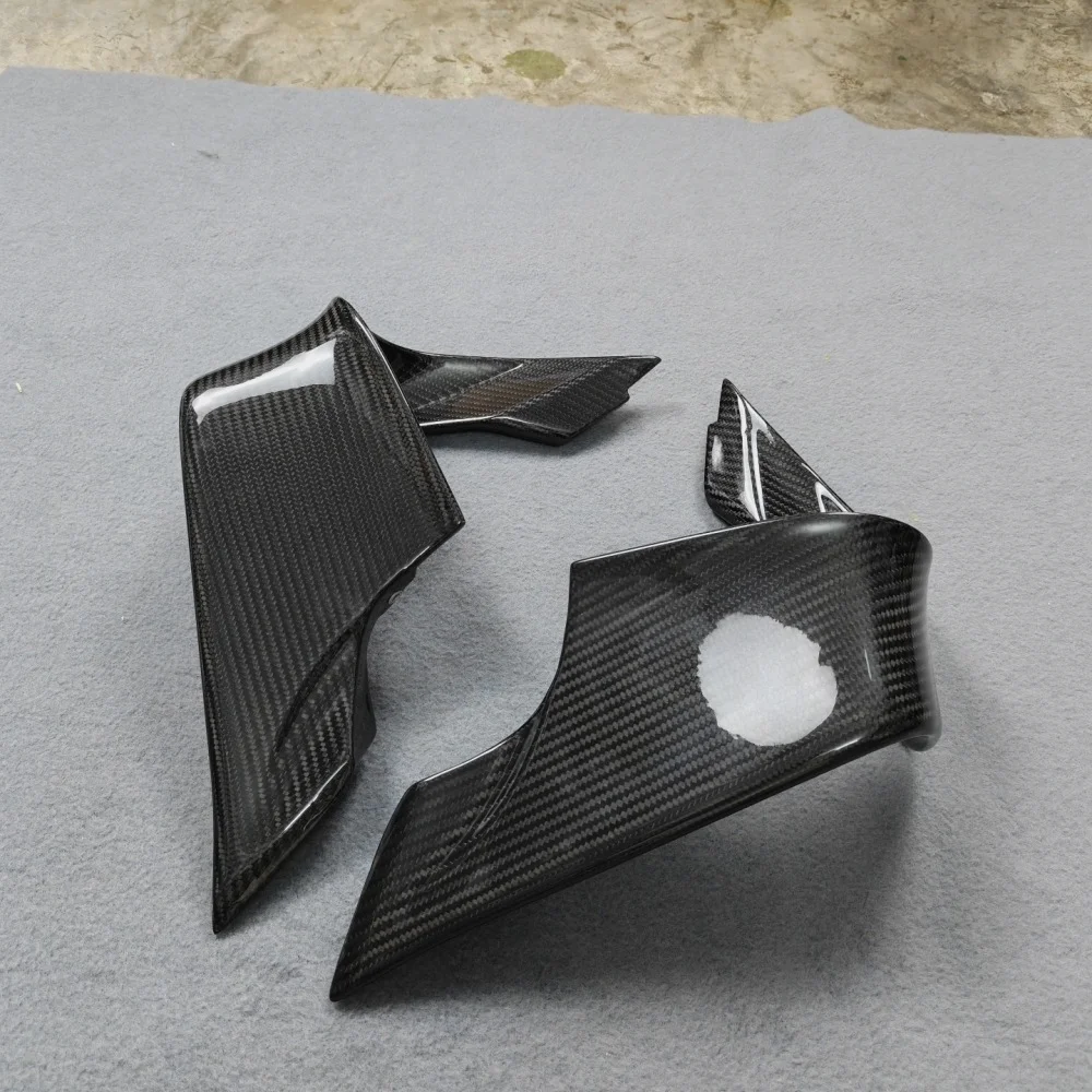 Custom Carbon Fiber Part for BMW s1000rr (2019-2025) detail 1