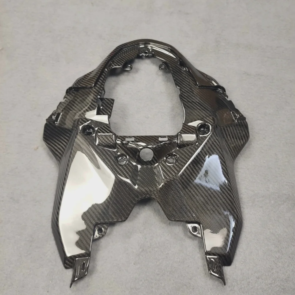Custom Carbon Fiber Part for BMW S1000RR M1000RR detail 3