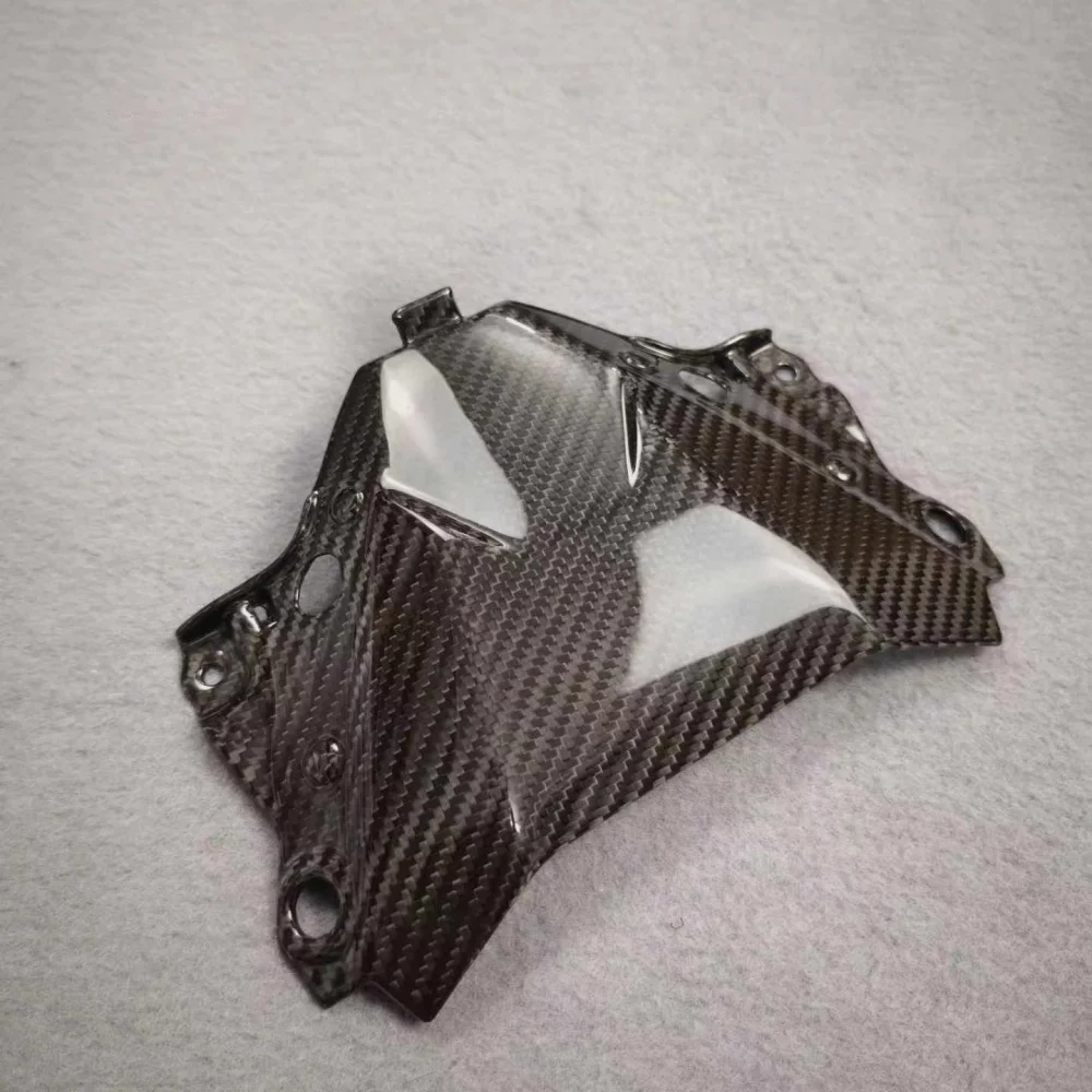 Carbon fiber motorcycle part for serial 332 - detail