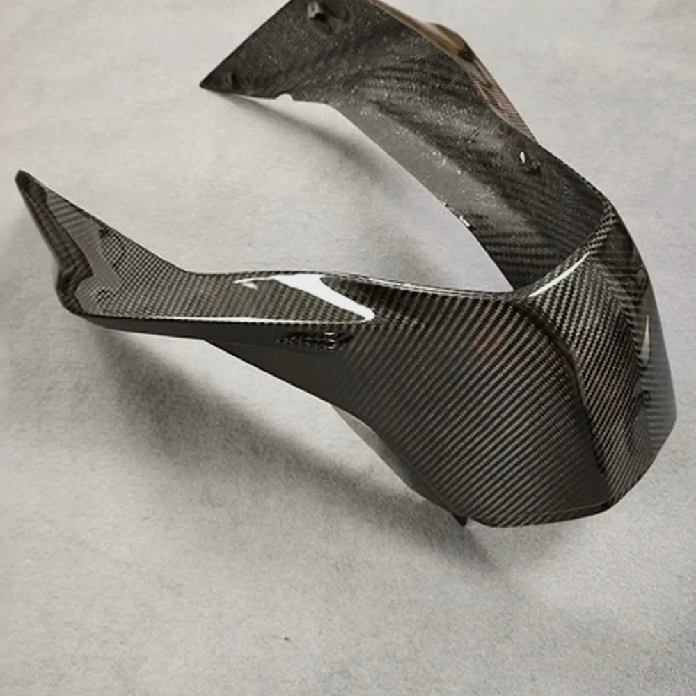 Custom Modified Carbon Fiber Component for KTM 790 890 detail 2