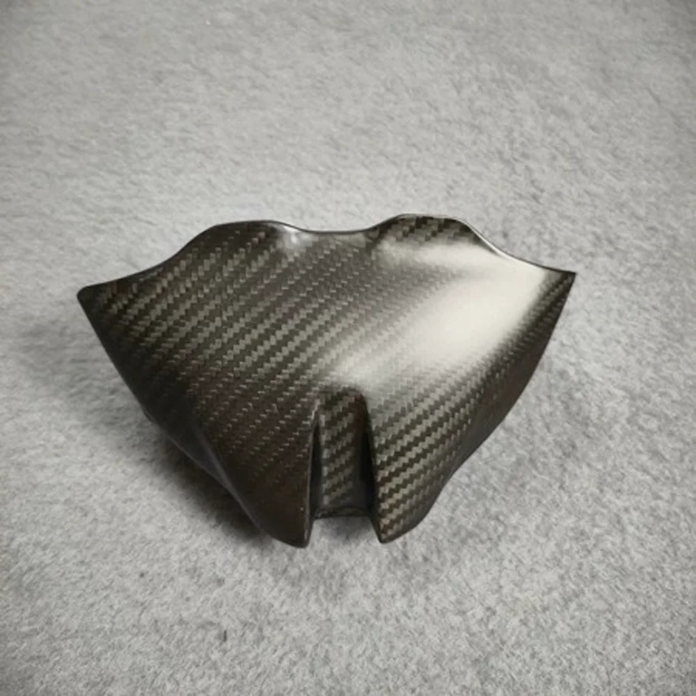 High-Grade Carbon Fiber Accessory for KTM 1290 detail 1