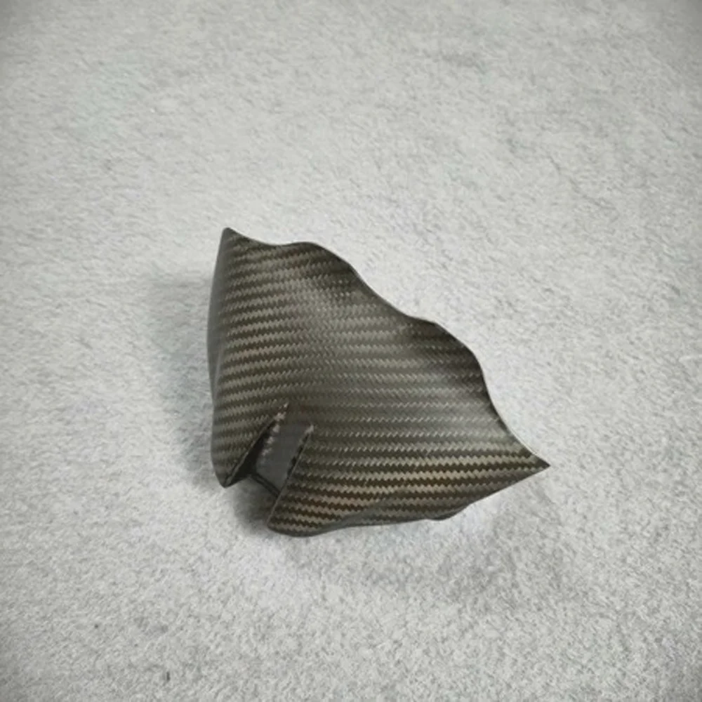 High-Grade Carbon Fiber Accessory for KTM 1290 detail 3