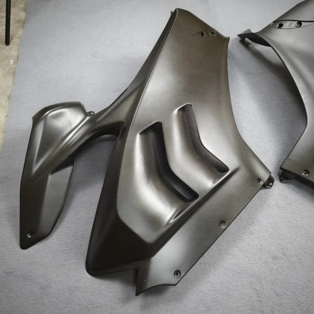 Custom Modified Carbon Fiber Component for Ducati Custom detail 3