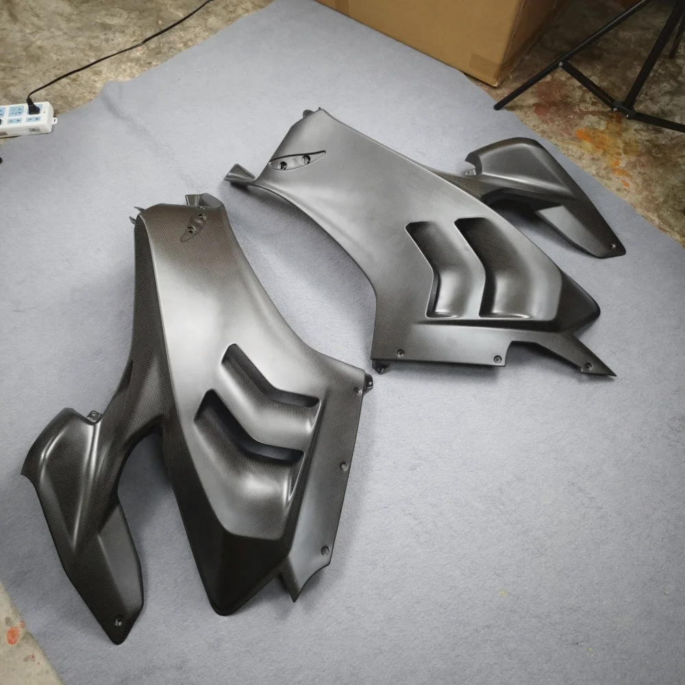 Custom Modified Carbon Fiber Component for Ducati Custom detail 4