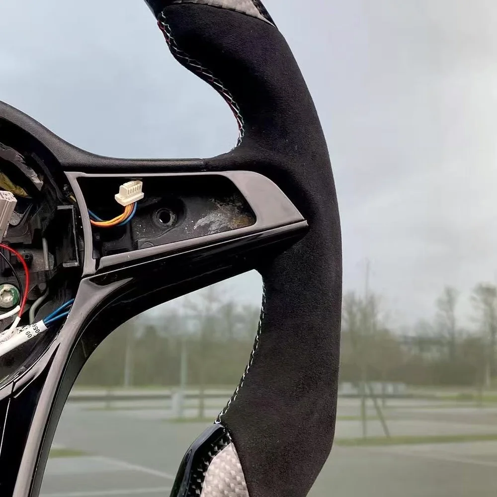 LED Carbon Fiber Alcantara Steering Wheel for Alfa Romeo Giulia detail 2