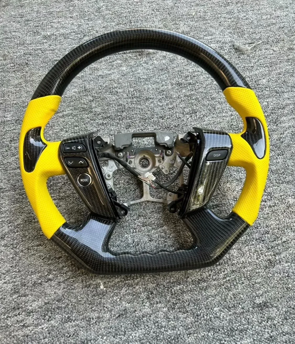 toyota carbon fiber steering wheel - view 2