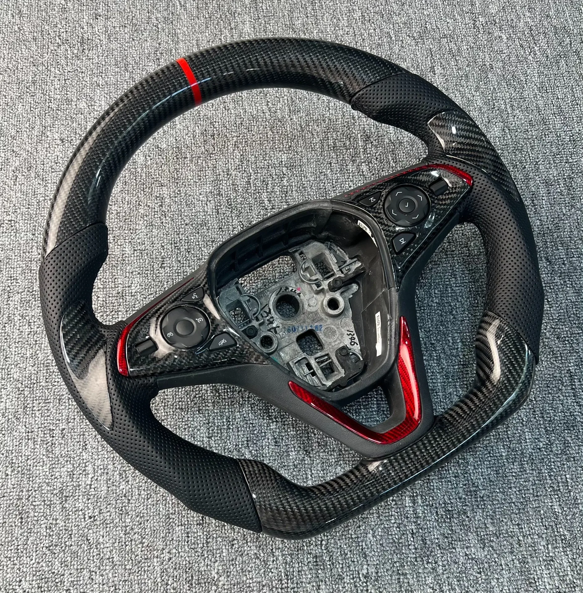 buick carbon fiber steering wheel - view 2