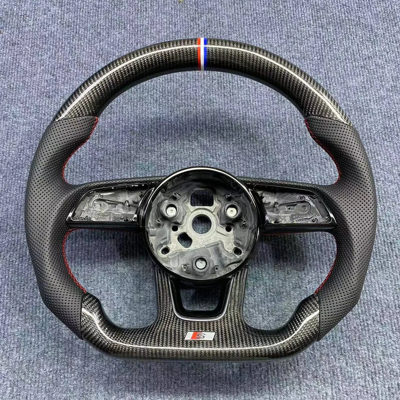 Custom carbon fiber steering wheel made to order
