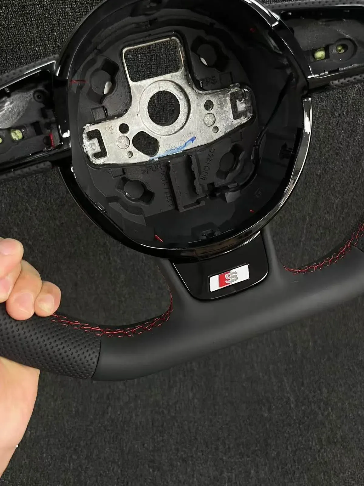 audi a4 carbon fiber steering wheel - view 2