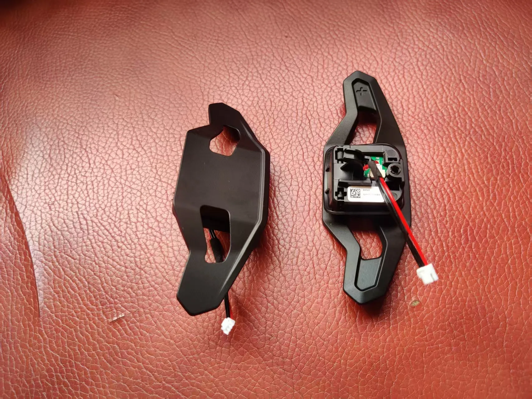 Carbon Fiber Complete Paddle Shifters for Audi A3 A4 A5 A6 RS Q5 TT R8 | Yeedercar - detail