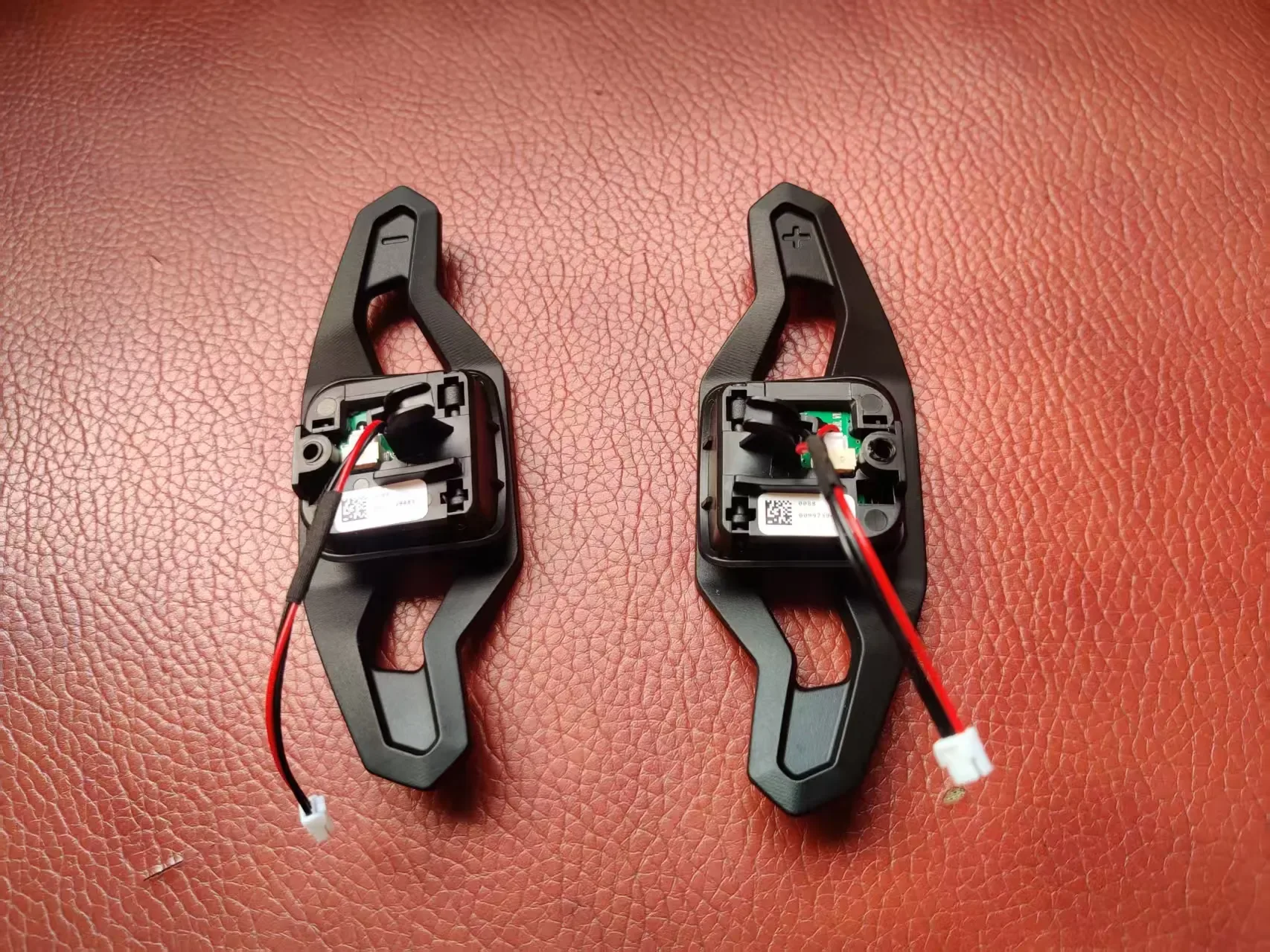Carbon Fiber Complete Paddle Shifters for Audi A3 A4 A5 A6 RS Q5 TT R8 | Yeedercar - detail