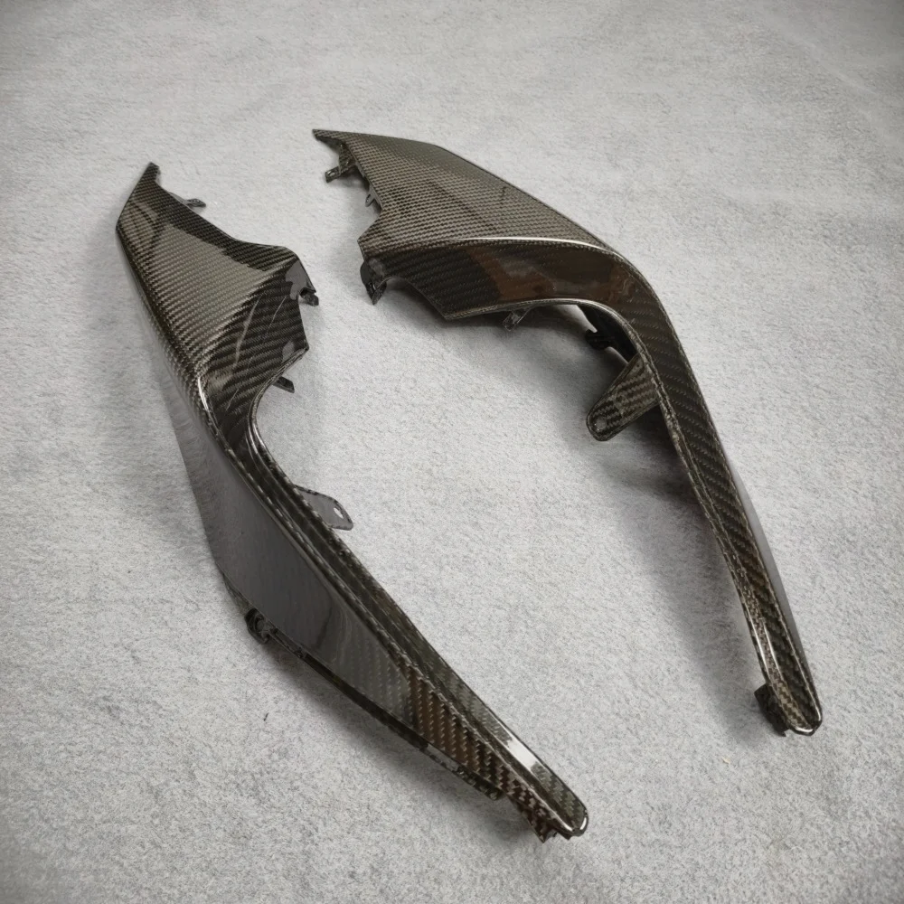 Factory Custom Carbon Fiber Accessory for Aprilia Custom detail 3