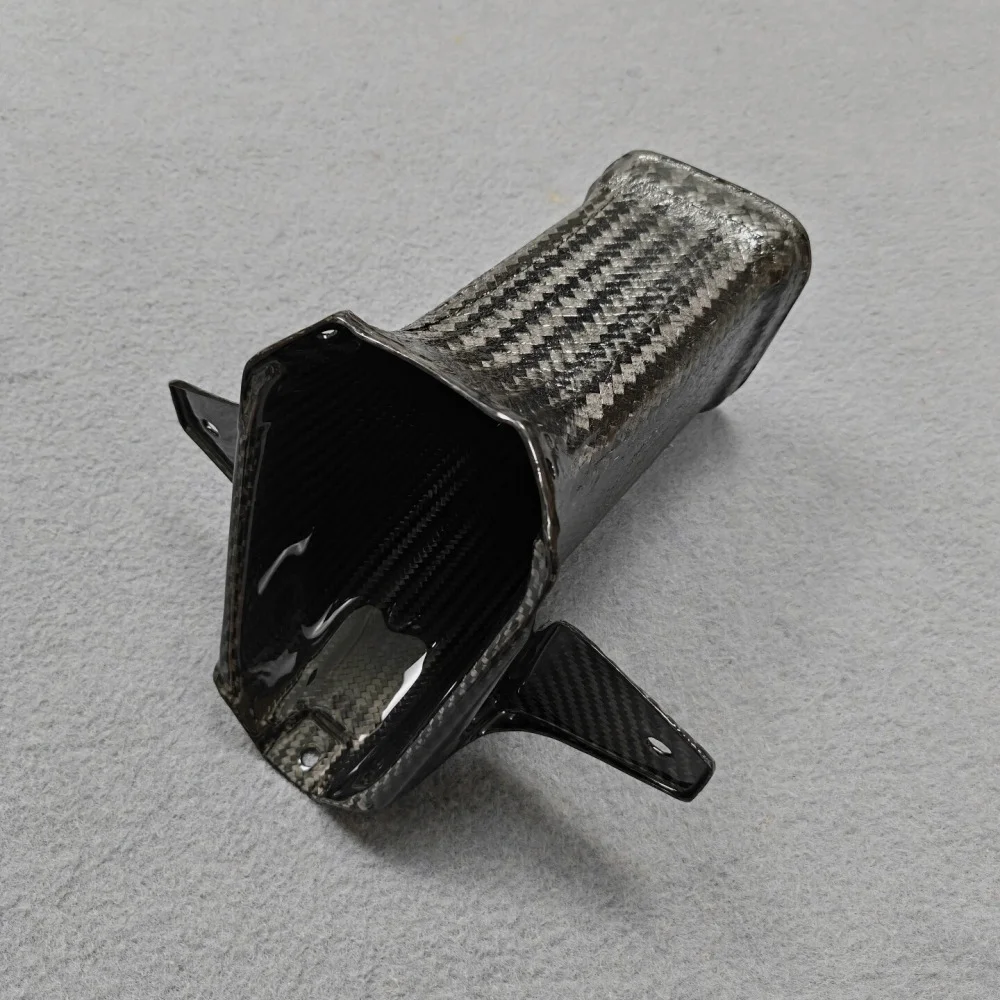 Custom Carbon Fiber Part for BMW S1000RR detail 1