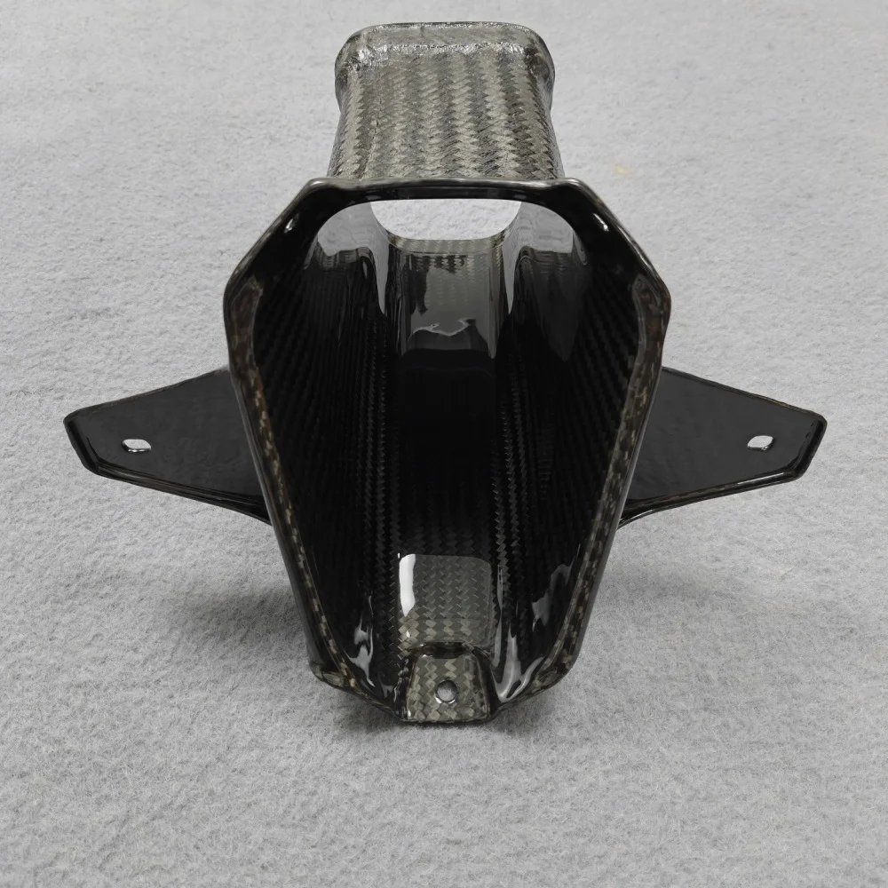 Custom Carbon Fiber Part for BMW S1000RR detail 2