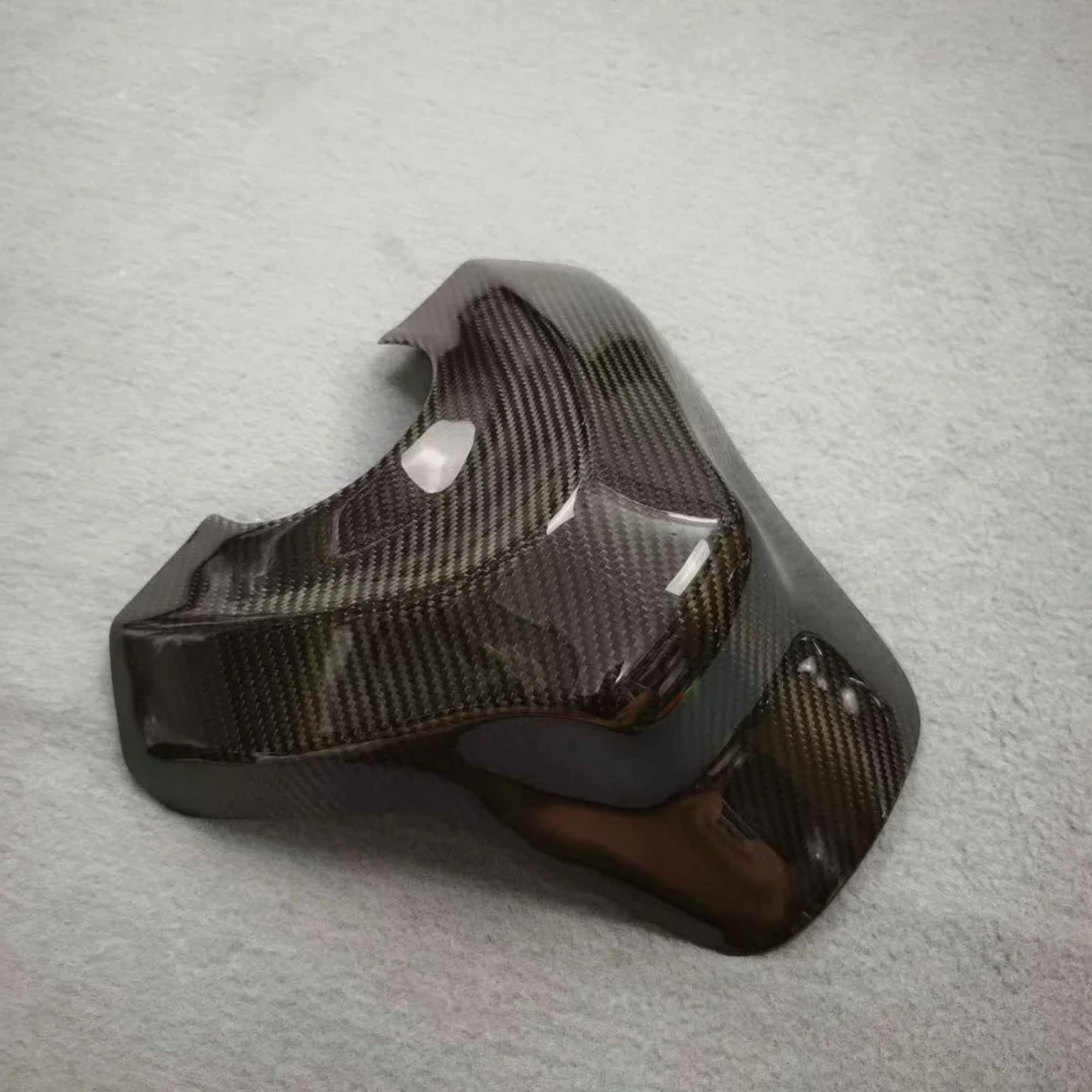 Kawasaki body part upgrade in carbon fiber, installed view, hand-finished by Yeedercar