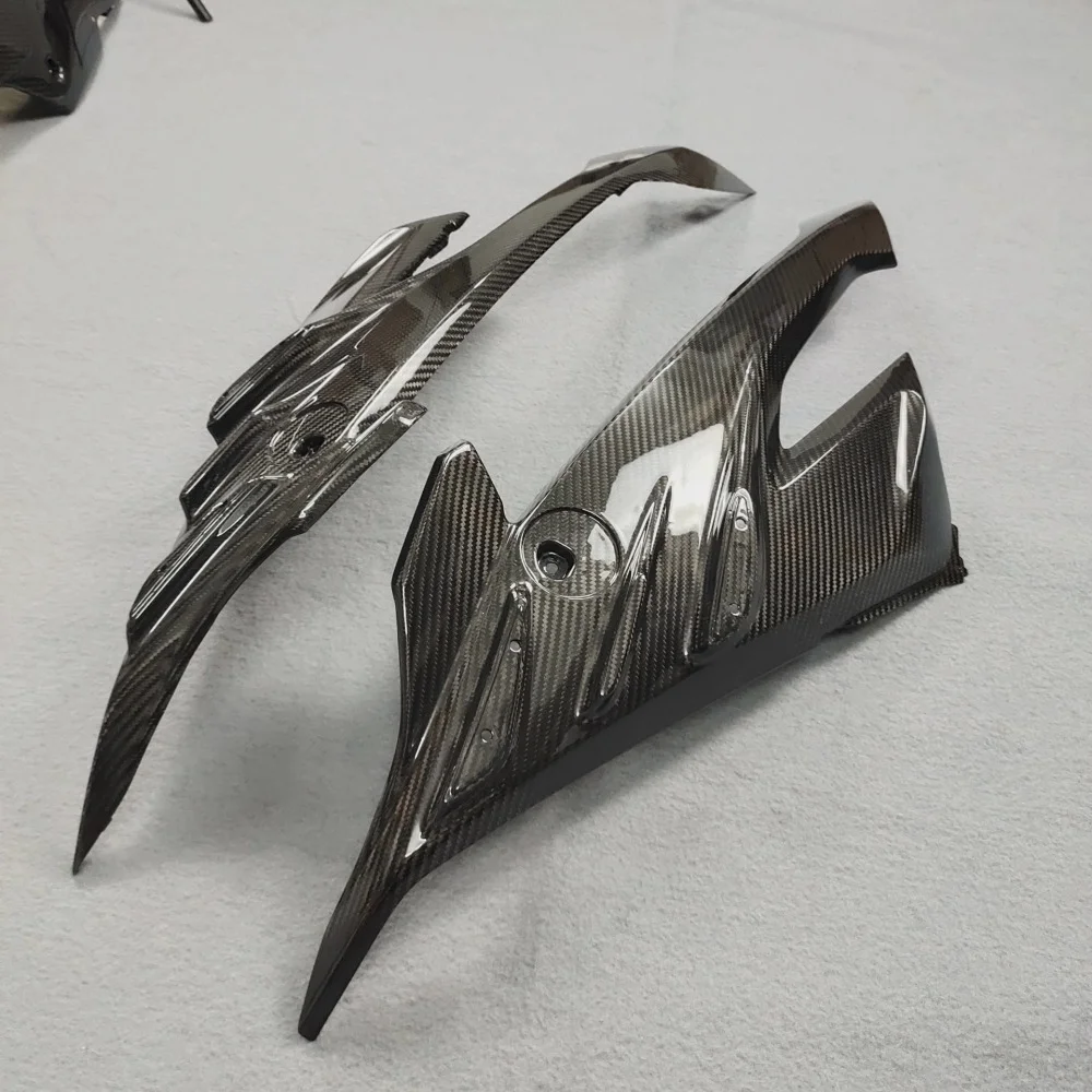 Custom Carbon Fiber Part for BMW S1000RR (2023) detail 1