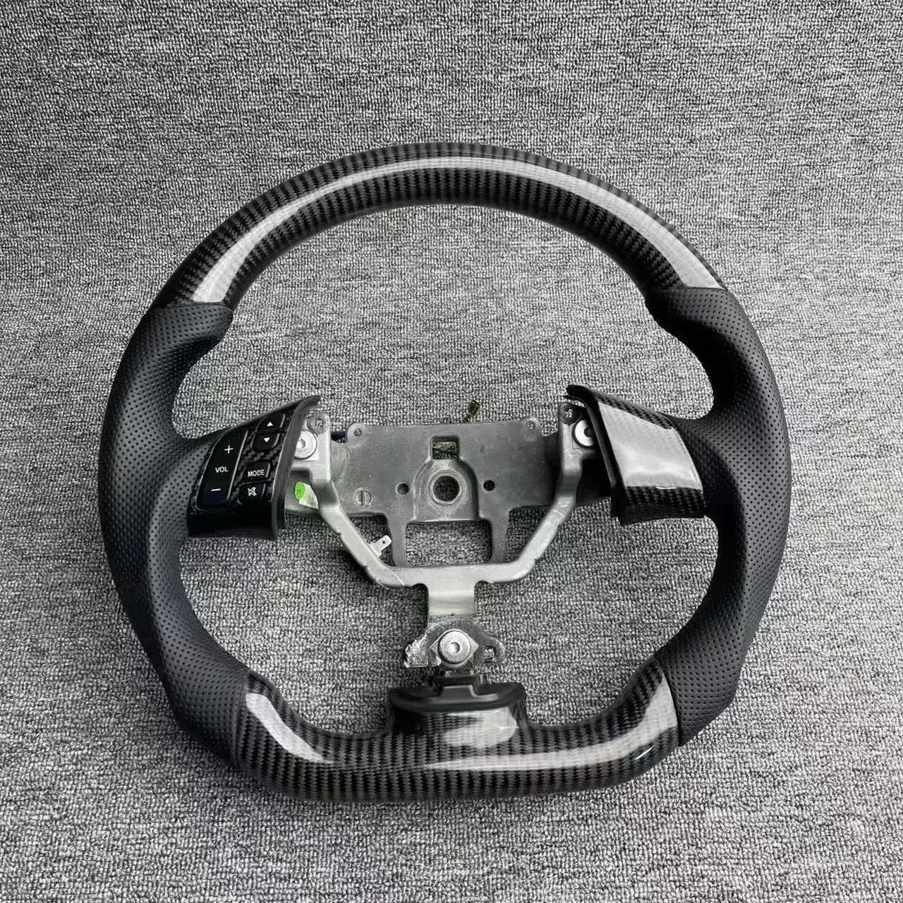 mazda 3 carbon fiber steering wheel - view 3