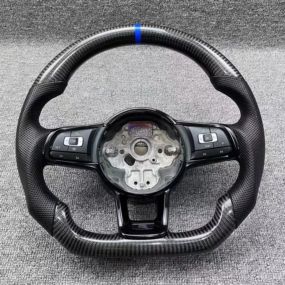 volkswagen golf carbon fiber steering wheel - view 3