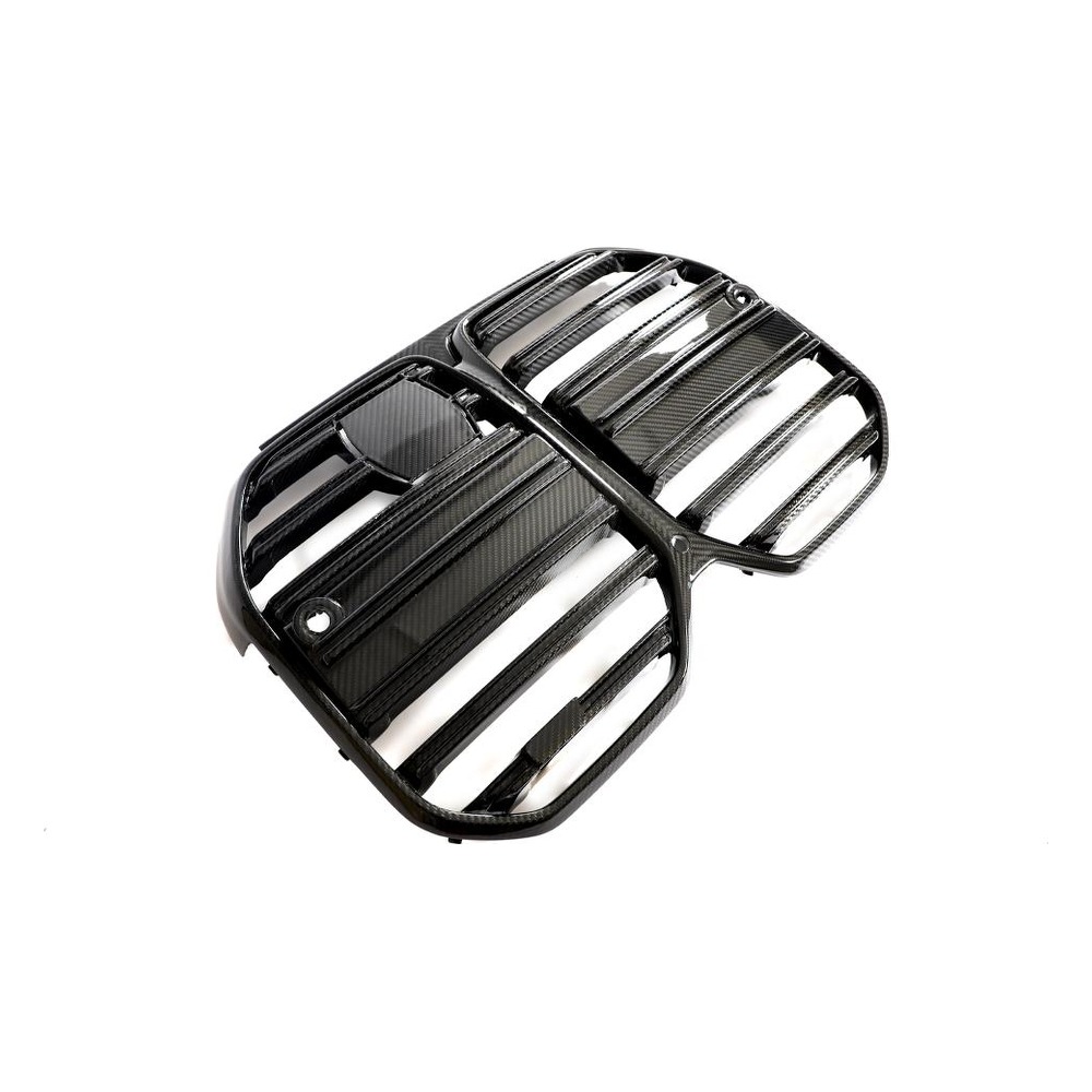 Front Grille in Dry Carbon Fiber for BMW 4 Series G26 M tech (2021-2023) — front three-quarter view